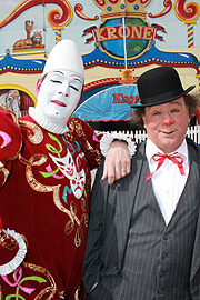 Weißclown Yann und sein Bruder Hector "Les ROSSYANN" (Foto: MartiN Schmitz)